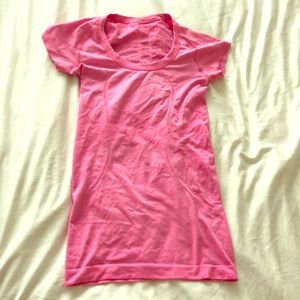 Lululemon Run Swiftly Pink Scoop